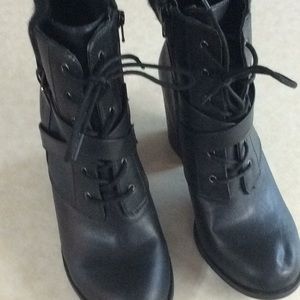 ANA BOOTS Size 9 1/2 M